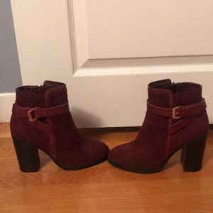 Izabella Rue Danaisy Booties-Maroon